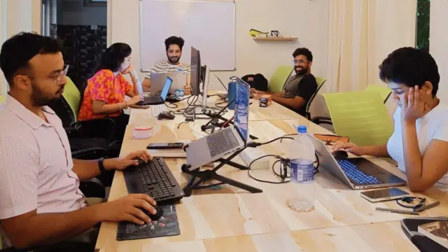 డిజిటల్ నోమాడ్లు