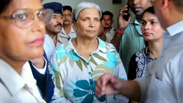 सीबीआई इस मामले में पूर्व जज गिरिबाला सिंह को पहले ही गिरफ़्तार कर चुकी है