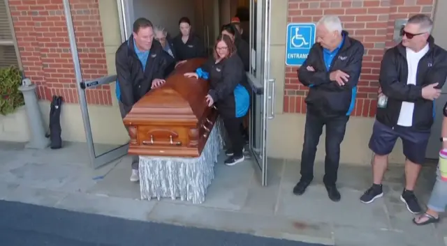 அமெரிக்காவில் மம்மி ஊர்வலம்