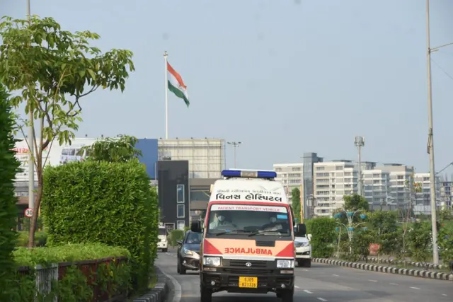 બીબીસી ગુજરાતી નીલેશ માંડલેવાલા સુરત અંગદાન ઓર્ગન ડોનેશન પદ્મશ્રી એવોર્ડ પુરસ્કાર કિડની લીવર