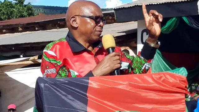 Uruhande rutavuga rumwe na Agathon Rwasa mu mugambwe CNL rumwagiriza ko atwara umugambwe nk'itunga ryiwe