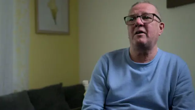 आपण ज्या औषधाचं परीक्षण करत आहोत त्यामुळे व्हायग्राची निर्मिती झाली हे मला आणि मेरथिर टाइडफिलमधील सहकाऱ्यांना माहिती नव्हतं असं इद्रिस प्राइस सांगतात.