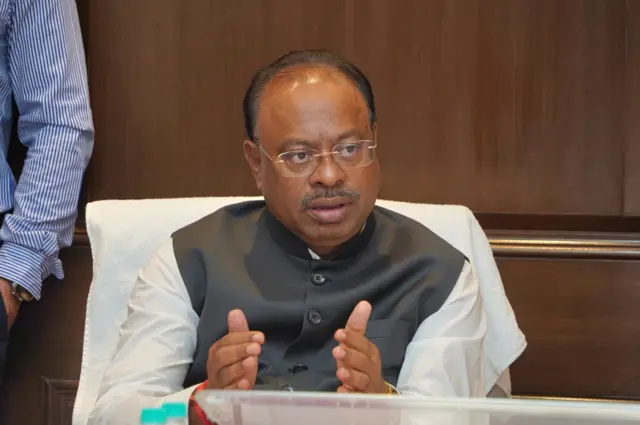 महसूलमंत्री चंद्रशेखर बावनकुळे