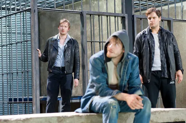 ઍડવર્ડ દ્વિતીય, ગૅ, સમલૈંગિક સંબંધ, ક્રિસ્ટૉફર માર્લો, બ્રિટનનો રાજવી પરિવાર, ગૅ રાઇટ્સ, ગૅ રાઇટ્સ ઍક્ટિવિસ્ટ, એલજીબીટીક્યૂ, LGBTQ+, રૉયલ ફેમિલી, બીબીસી આંતરરાષ્ટ્રીય સમાચાર, બીબીસી ગુજરાતી ઇન્ટરનેશનલ ન્યૂઝ