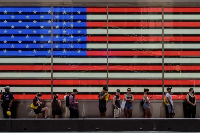 Luzes com a bandeira dos Estados Unidos