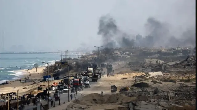 Duqeymaha ayaa wali socda