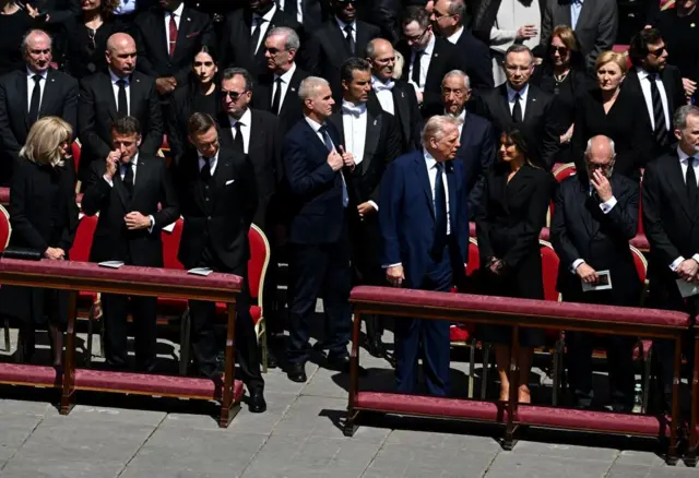 Emanuel Makron i Donald Tramp