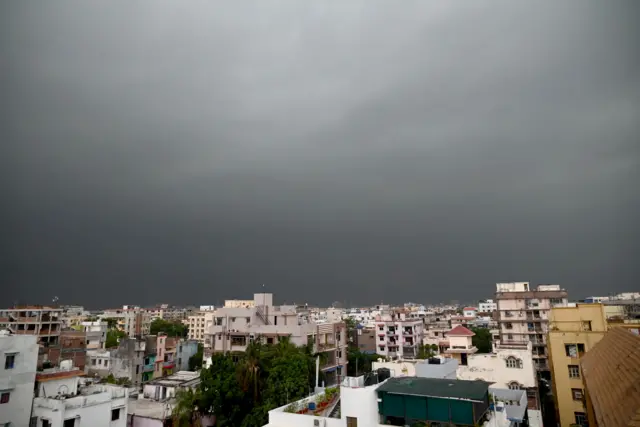 હવામાન સમાચાર ગુજરાત ચોમાસું વરસાદ પાણી ખેતર ખાતર ખેત ખેડૂત પાક વાવેતર બીબીસી ગુજરાતી ગુજરાત સમાચાર ન્યૂઝ અપડેટ બીબીસી ન્યૂઝ