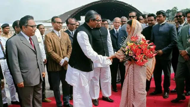 ভারতের সঙ্গে শেখ মুজিবের সুসম্পর্ককে সেনাবাহিনীর অনেকেই সেসময় সন্দেহের চোখে দেখতেন