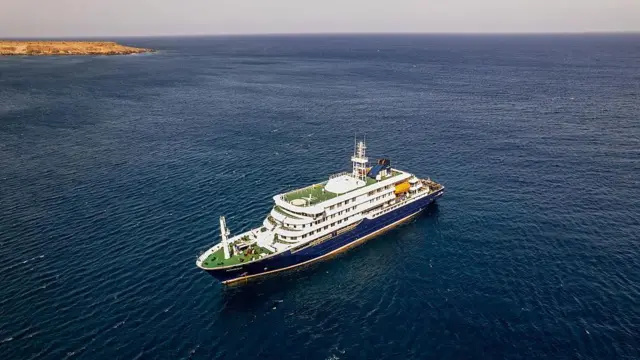Imagen de un buque frente a la costa de Cabo Verde.