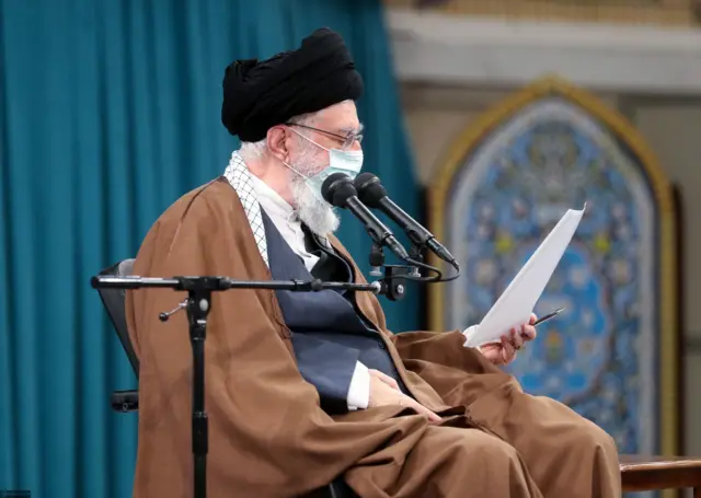 علی خامنه ای