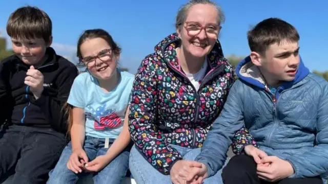 Aworan Oran ati awọn ẹbi rẹ 