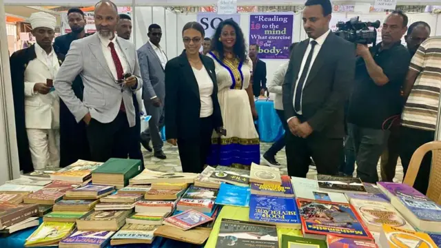 Qopheessitoonni sagantichaa keessumaa dargaggoonni kitaaba dubbisuu akka amaleeffatan gorsu