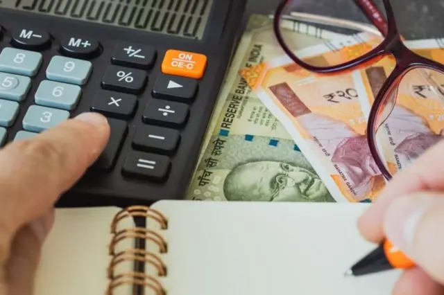 બીબીસી ગુજરાતી CTC શું હોય છે? દર મહિને હાથમાં આવતો પગાર કેમ CTC કરતા ઓછો હોય છે