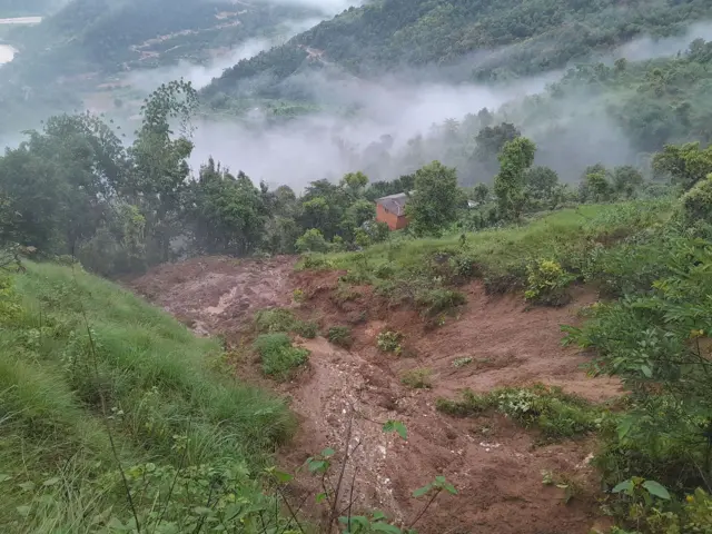 बाढी र पहिरो 