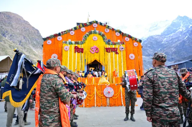 केदारनाथ मंदिर 