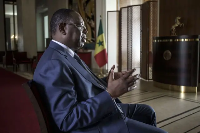 Macky Sall lors d'une interview au palais présidentiel de Dakar, au Sénégal, le mardi 19 mars 2024. 