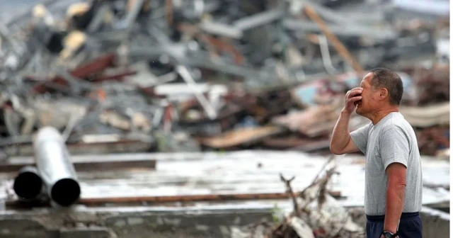 జపా‌‌లో విధ్వంసం సృష్టించిన 2011లో వచ్చిన భూకంపం, సునామీ