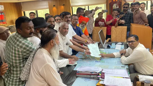 ગોંડલ હિંસા, અલ્પેશ કથીરિયા, જિગીષા પટેલ, મેહુલ બોઘરા, ગણેશ ગોંડલ જાડેજા, ગીતાબા જયરાજસિંહ જાડેજા, પાટીદાર વિરુદ્ધ ક્ષત્રિય હિંસા ઇતિહાસ, બીબીસી ગુજરાતી, બીબીસી ન્યૂઝ ગુજરાતી, અમિત ખૂંટ, અનિરુદ્ધસિંહ જાડેજા