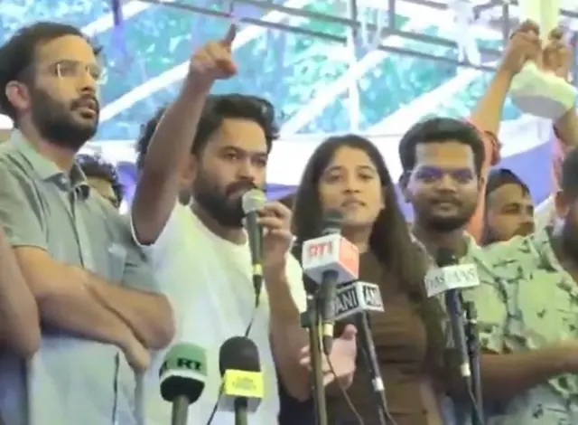 అభిజీత్ దీప్కే, నిరసనకారులు
