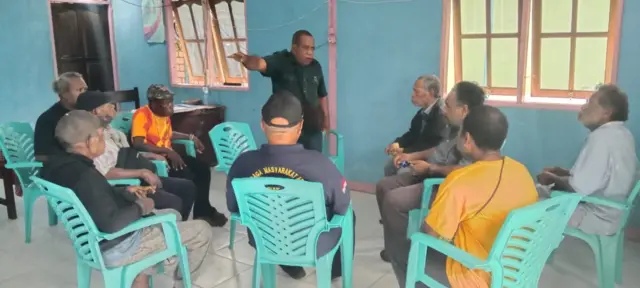 Pertemuan khusus masyarakat adat 8 keret dan marga Rejauw bersama Dewan adat Kankain KakaraByak (KKB) Supri Manggun dan Lembaga Masyarakat Adat (LMA) Biak numfor pada 19 Desember 2025.