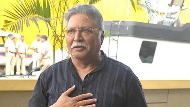 विक्रम गोखले