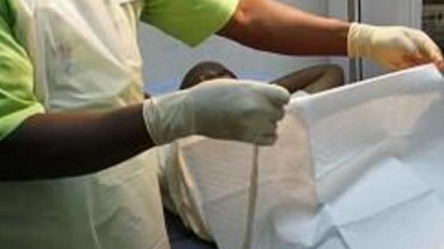 ஆணுறுப்பு முன்தோல் நீக்க அறுவை சிகிச்சையின்போது 10 வயது சிறுவன் மரணம் - மயக்க மருந்து காரணமா?