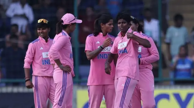 ભારત ઓસ્ટ્રેલિયા મહિલા ક્રિકેટ, સ્મૃતિ મંધાના સૌથી ઝડપી સદી, બીબીસી સ્પોર્ટ્સ સમાચાર