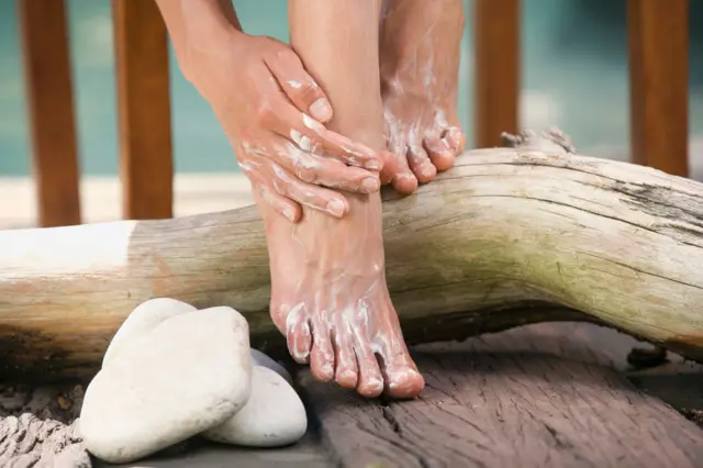 ਪੈਰ ਧੋਣਾ