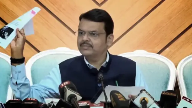 देवेंद्र फडणवीस