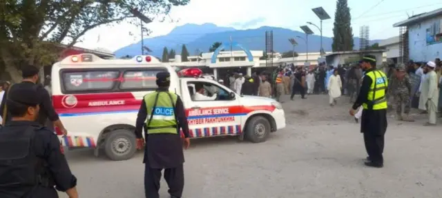 पाकिस्तान विस्फोट 