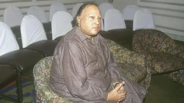 नुसरत फ़तह अली ख़ान का निधन काफ़ी कम उम्र में हो गया था.