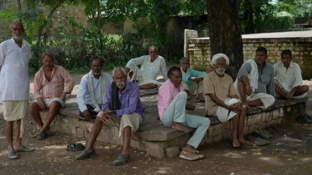 गाउँलेहरू