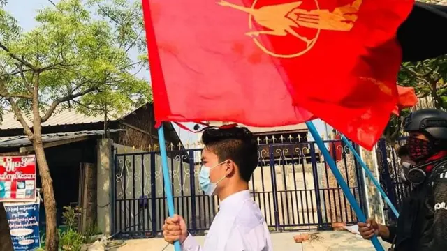 ကိုအောင်နိုင်သူ