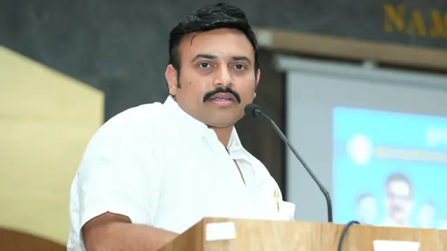 திமுக, தவெக, விஜய், மு.க ஸ்டாலின், 2026 சட்டப்பேரவைத் தேர்தல்
