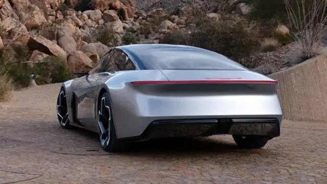 کرایسلر یکی از زیرمجموعه‌های گروه خودروسازی استلانتیس است