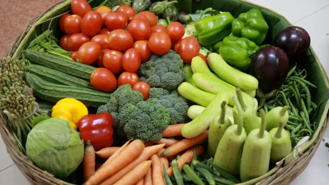  তাজা শাকসবজি