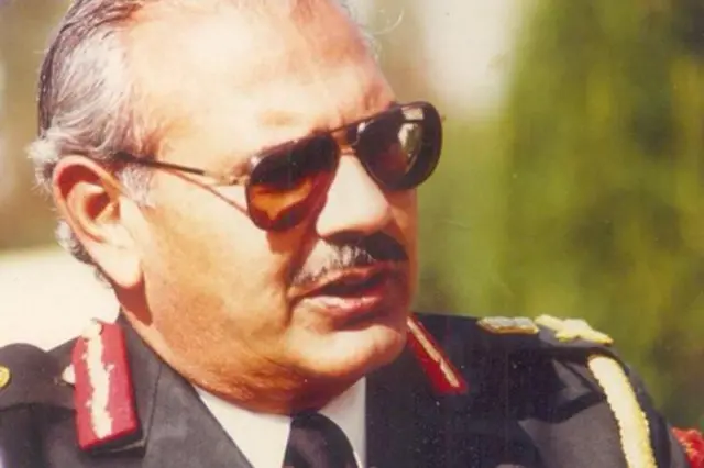 மேற்கு கமாண்டின் அப்போதைய தலைவரான ஜெனரல் பி.என். ஹூன்.