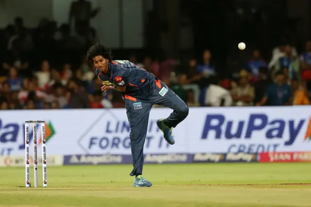 ஆர்சிபி - லக்னோ