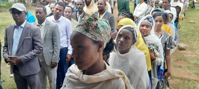 ብዙሓት ነበርቲ ጒራጌ ዞን ኣብ መስርእ መረጻ