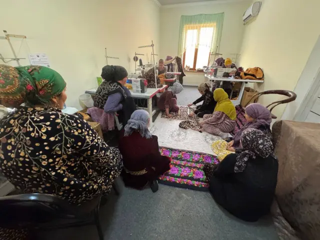 Finn va Jeykning jinsiy aloqasini tomosha qiling Mushukdan sutni yalash haqida porno hikoyalar - sk-pss.ru veb-saytida