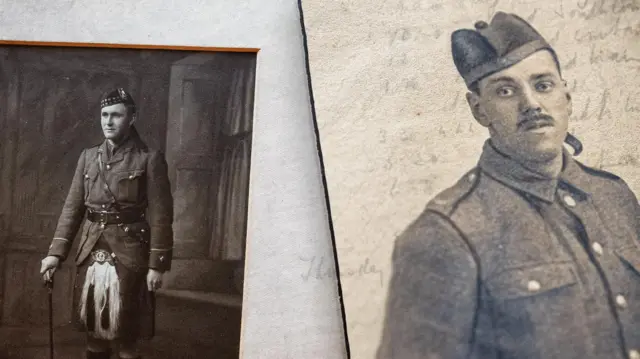 Colagem de duas imagens de soldados da Primeira Guerra Mundial, James  Grant Allan (esq.) e Gordon McPherson (dir.)