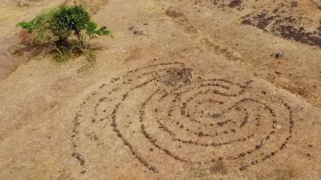 બીબીસી ગુજરાતી, ગુજરાત, બીબીસી, અમદાવાદ, ચક્રવ્યૂહ, ભુલભુલામણી, ઇતિહાસ, 