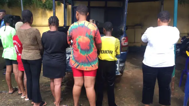 Ụmụaka a tụrụ mgbere akwụna