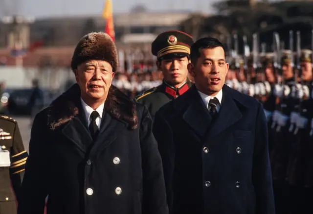 အိမ်ရှေ့စံဘဝ ၁၉၈၇ က တရုတ်ပြည်သွားခဲ့တဲ့ မဟာဝချီရာလောင်ကွန်