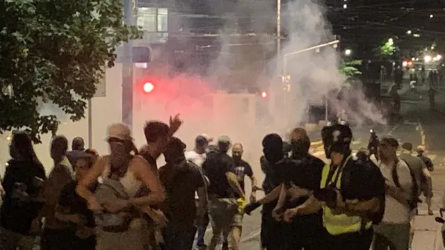 Демонстранти на улицама Београда