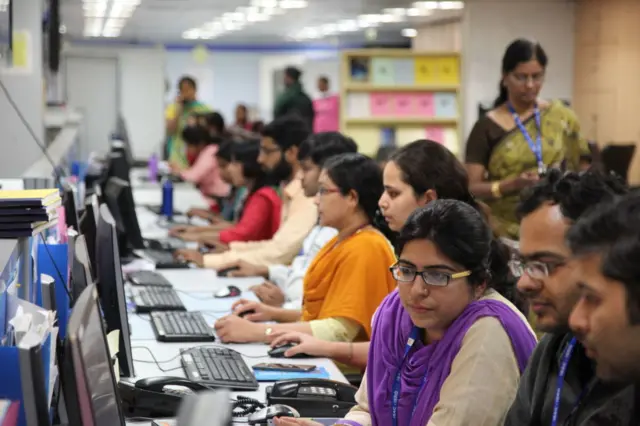 விண்வெளி விஞ்ஞானி ஆவது எப்படி?