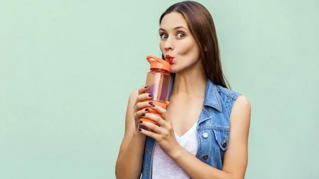 ద్రవాలను తీసుకోవడం