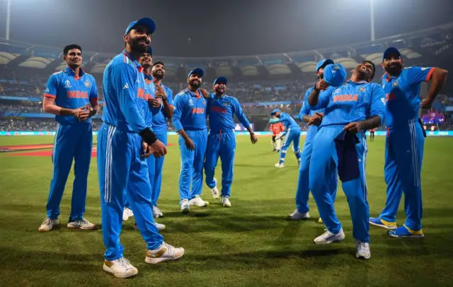இலங்கை கலங்கடித்த இந்திய பந்துவீச்சாளர்கள் 