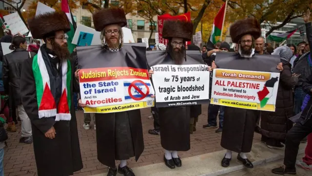 ৬ই নভেম্বর কানাডার টরনটোতে র্যালির ছবি পোস্ট করে নেতুরেই কার্টা